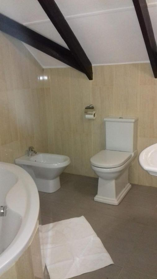 Shay Lyah Self Catering Appartement Victoria Buitenkant foto